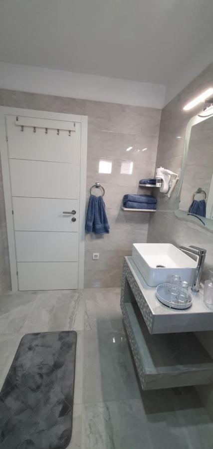 Apartmani Naomi&Leo سينج المظهر الخارجي الصورة
