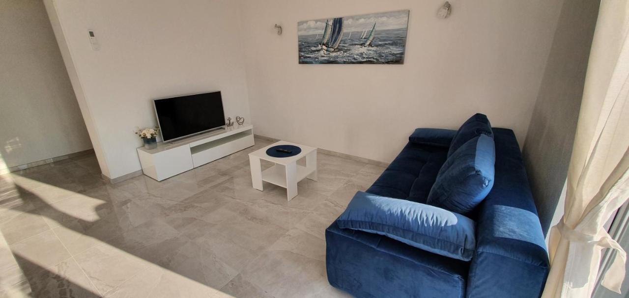 Apartmani Naomi&Leo سينج المظهر الخارجي الصورة