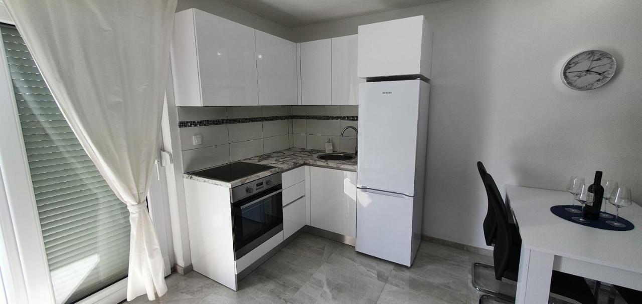 Apartmani Naomi&Leo سينج المظهر الخارجي الصورة